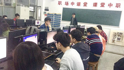 凌陽教育赴湖南財(cái)經(jīng)工業(yè)職業(yè)技術(shù)學(xué)院開展技術(shù)實(shí)訓(xùn)與技術(shù)咨詢合作